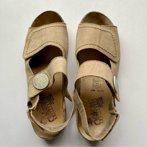 Rieker’s Antistress Adjustable Leather Sandals - Wide Fit - Picture 2 of 6